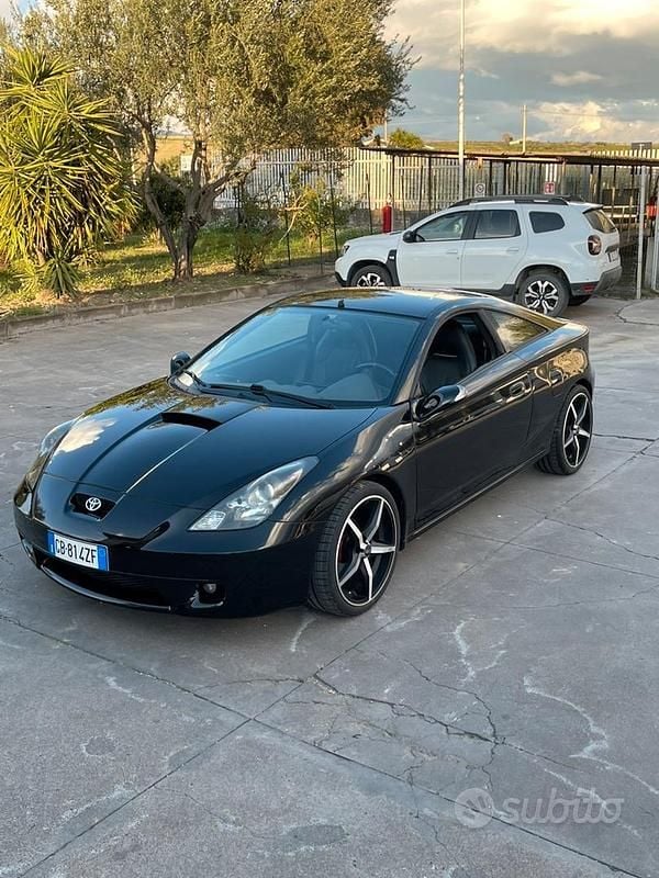 Usata Toyota Celica T2 143 CV (105 kW) 2001 Nero Coupé