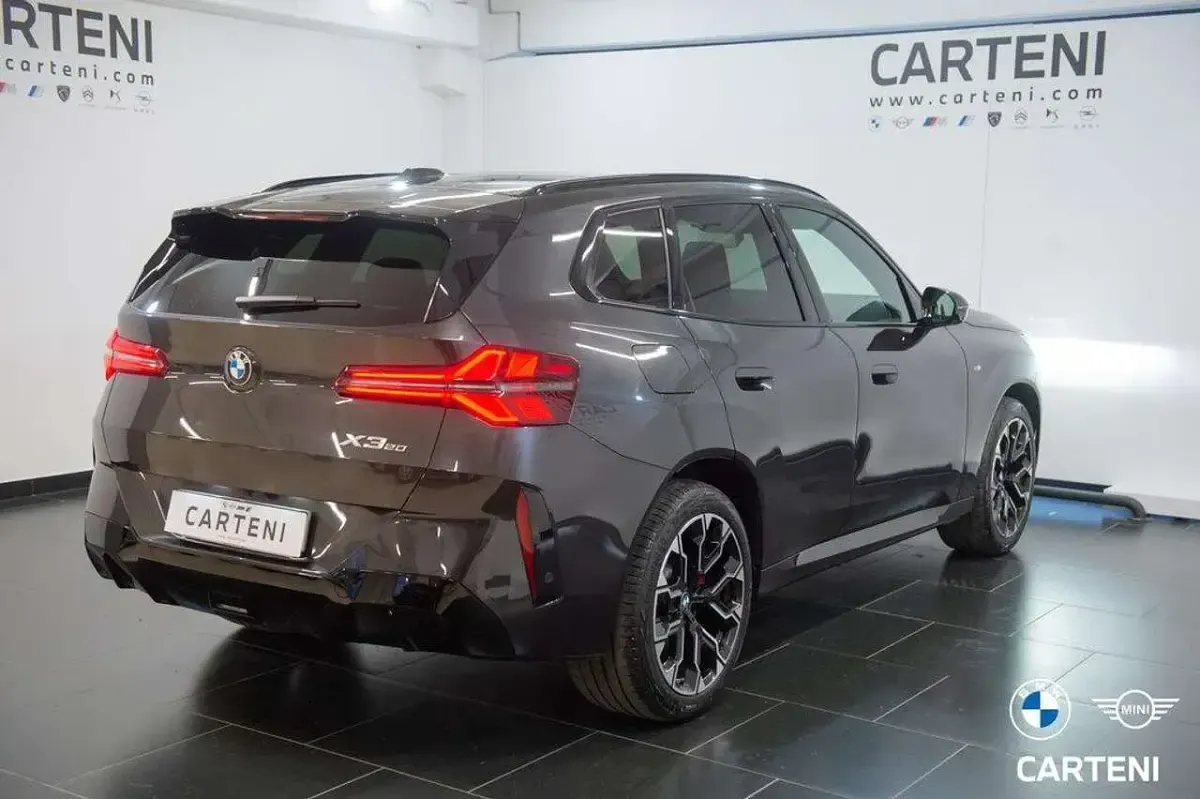 Usata BMW X3 M Sport 208 CV (152 kW) 2026 Sophisto grey metallizzato SUV