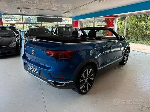 Usata VW T-Roc Cabriolet Style 150 CV (110 kW) 2023 Bluazzurro Cabrio
