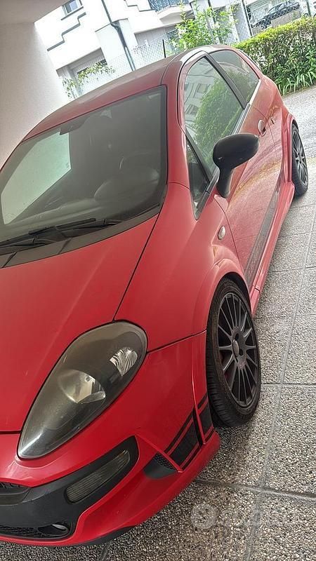 Usata Abarth Punto Evo 165 CV (121 kW) 2010 Rosso Utilitaria