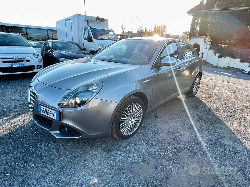 Usata Alfa Romeo Giulietta Progression 170 CV (125 kW) 2012 Utilitaria