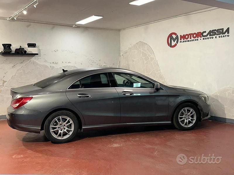 Usata Mercedes CLA180 Premium 109 CV (80 kW) 2015 Grigio Berlina