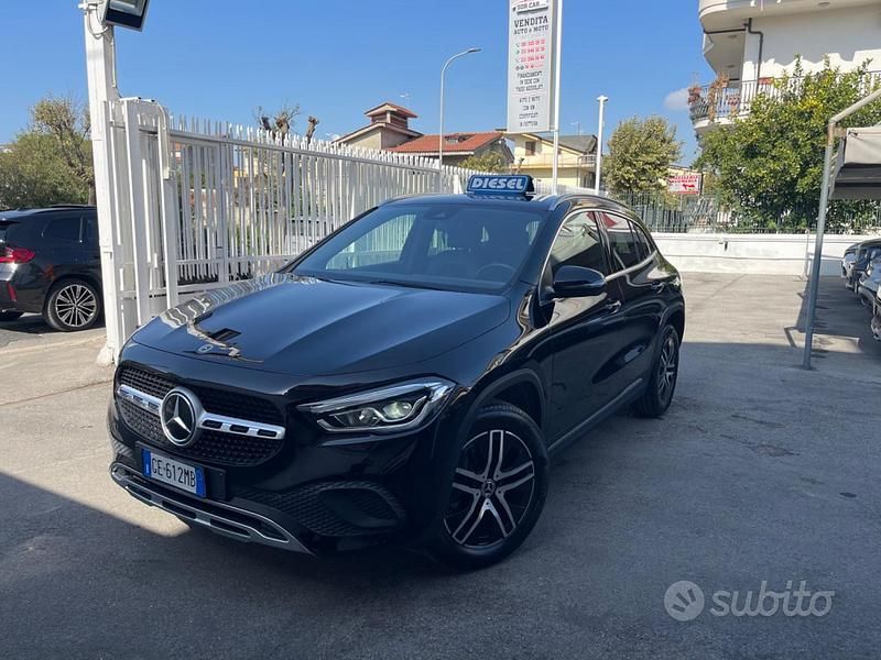 Usata Mercedes GLA200 149 CV (109 kW) 2021 Nero SUV