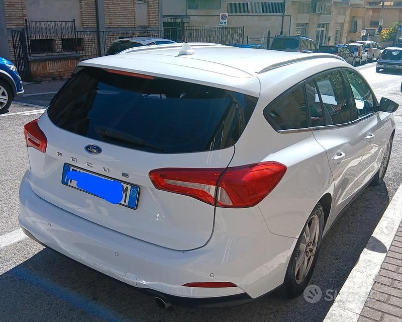 Usata Ford Focus 120 CV (88 kW) 2019 Bianco Station wagon
