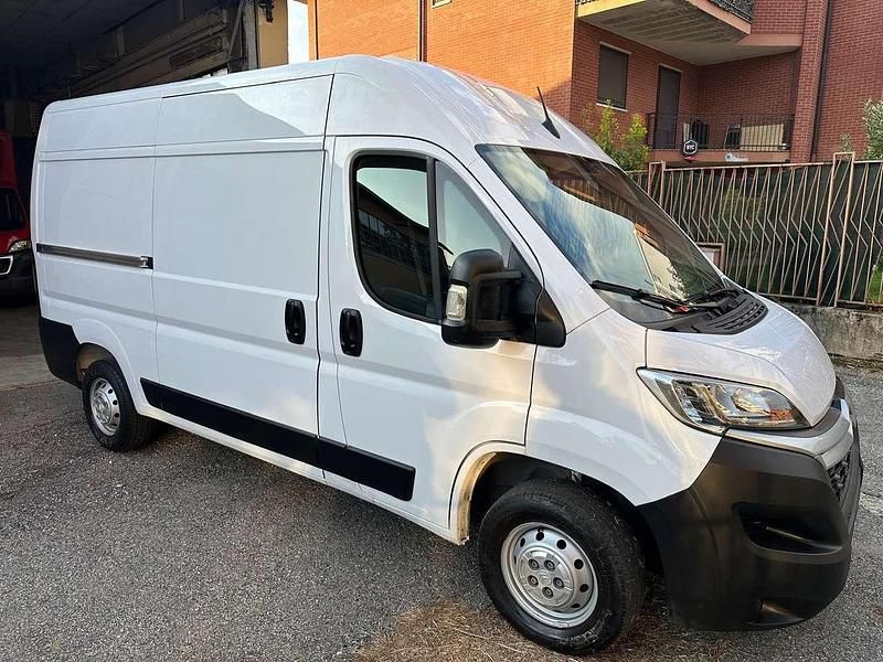 Usata Citroën Jumper 140 CV (102 kW) 2022 Bianco Monovolume