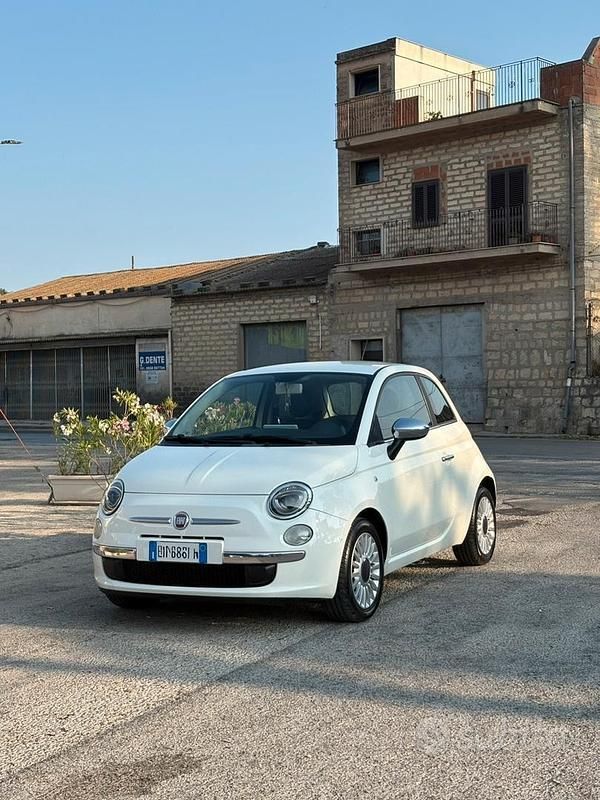 Usata Fiat 500 69 CV (50 kW) 2012 Bianco Utilitaria