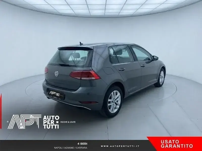 Usata VW Golf VII Business 116 CV (85 kW) 2018 Grigio Utilitaria