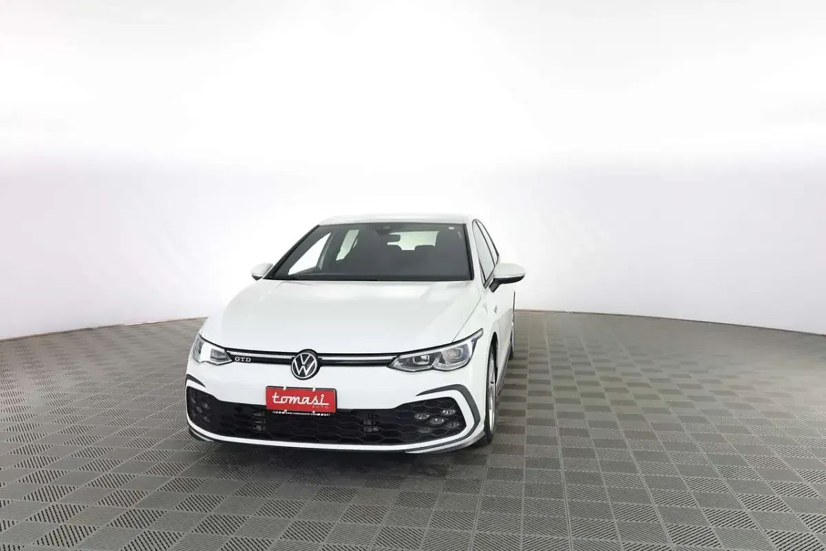 Usata VW Golf VIII GTD 200 CV (147 kW) 2021 Pure white Berlina