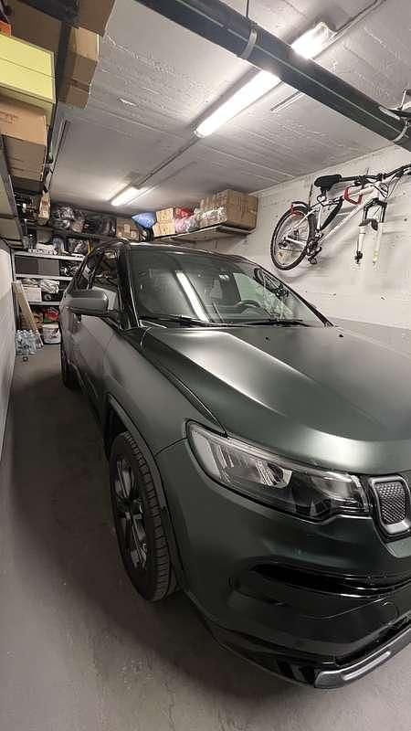 Verde Usata 2021 Jeep Compass SUV | 16.900 € (Cara) - Immagine 1/4