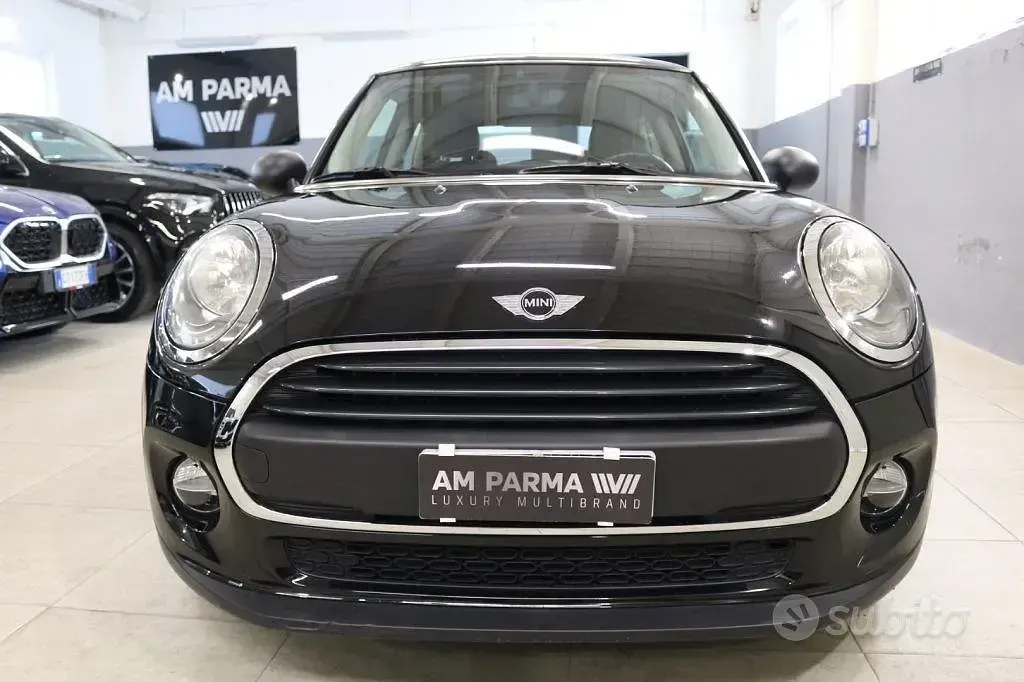 Usata Mini One D 95 CV (69 kW) 2017 Nero Utilitaria