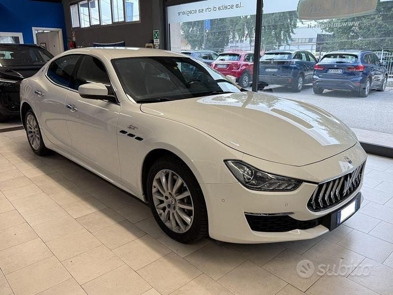 Usado Maserati Ghibli GT 330 CV (242 kW) 2022 Berlina