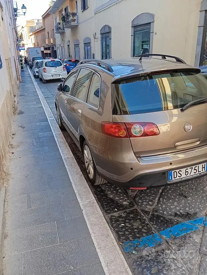 Usata Fiat Croma 120 CV (88 kW) 2008 Marrone Station wagon