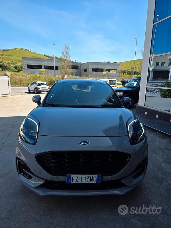 Usata Ford Puma ST-Line X 125 CV (91 kW) 2020 Grigio SUV