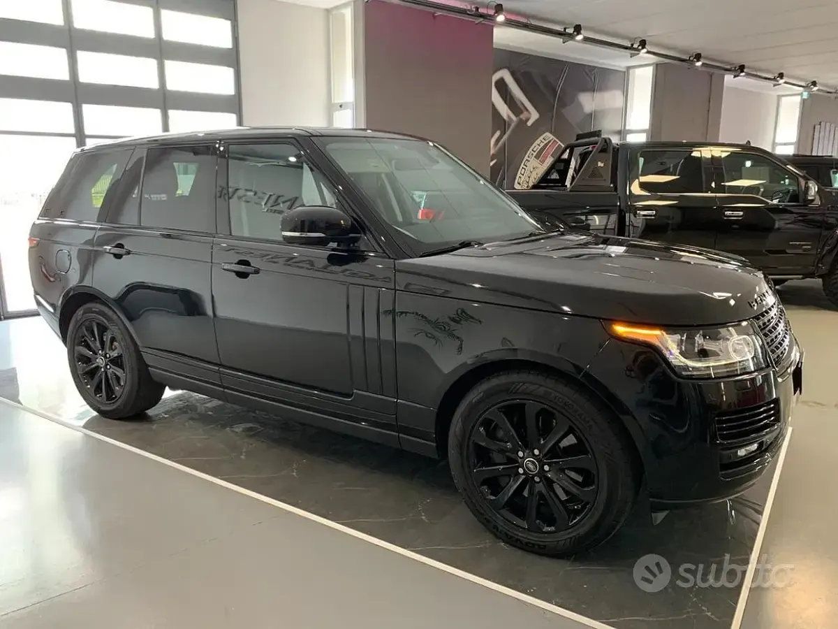 Usata Land Rover Range Rover Vogue 249 CV (183 kW) 2013 Nero SUV