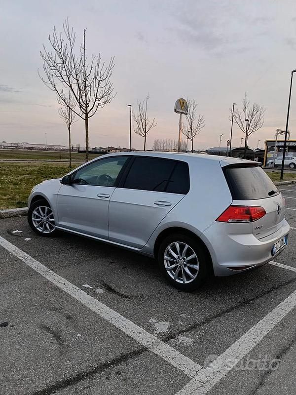 Usata VW Golf VII Trendline 90 CV (66 kW) 2016 Grigio Berlina