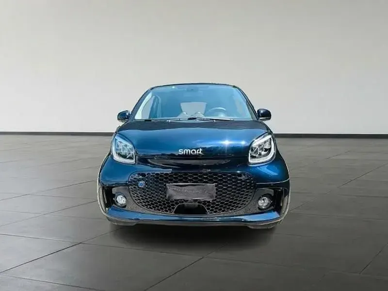 Usata Smart ForTwo Coupé Prime 60 kW (82 CV) 2023 Blu/azzurro Utilitaria