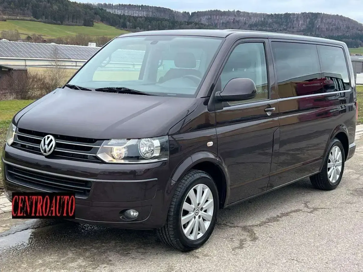 Usata VW T5 Highline 140 CV (102 kW) 2011 Marrone Furgone
