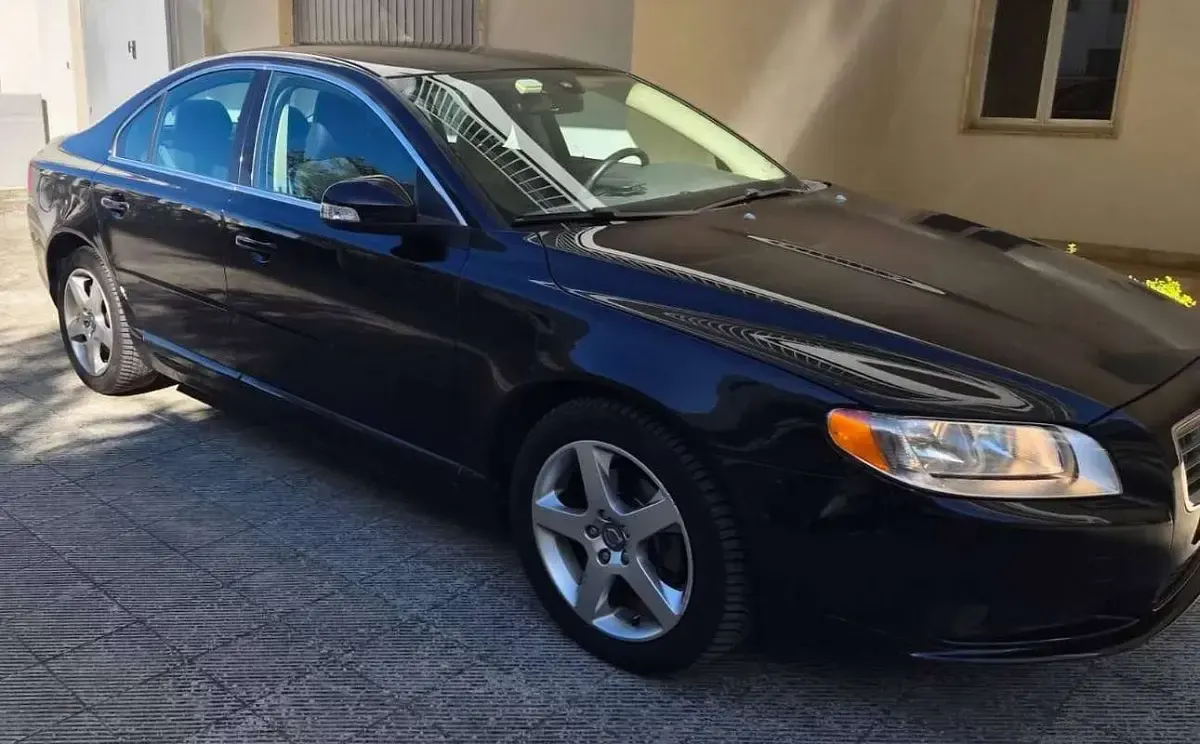 Usata Volvo S80 R-Design 205 CV (150 kW) 2009 Nero Berlina