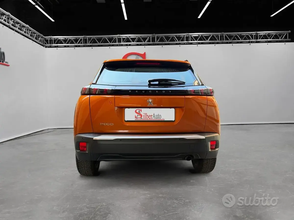 Occasion Peugeot 2008 Active 102 ch (75 kW) 2022 Marron SUV