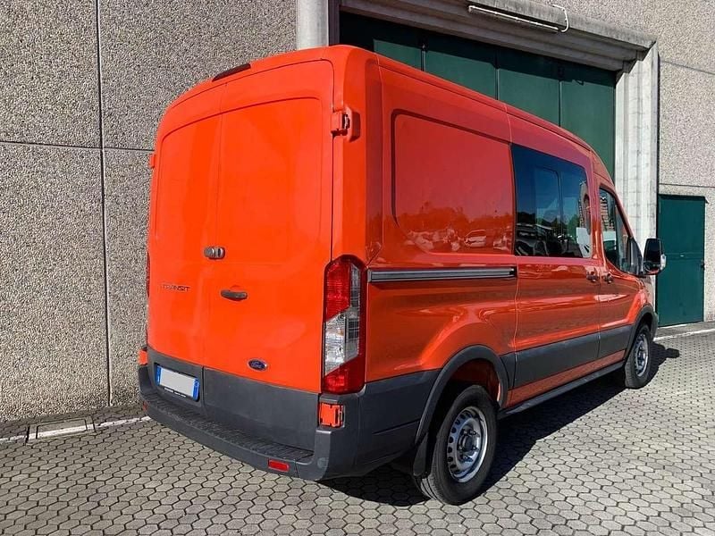 Usata Ford Transit 131 CV (96 kW) 2018 Arancione Monovolume