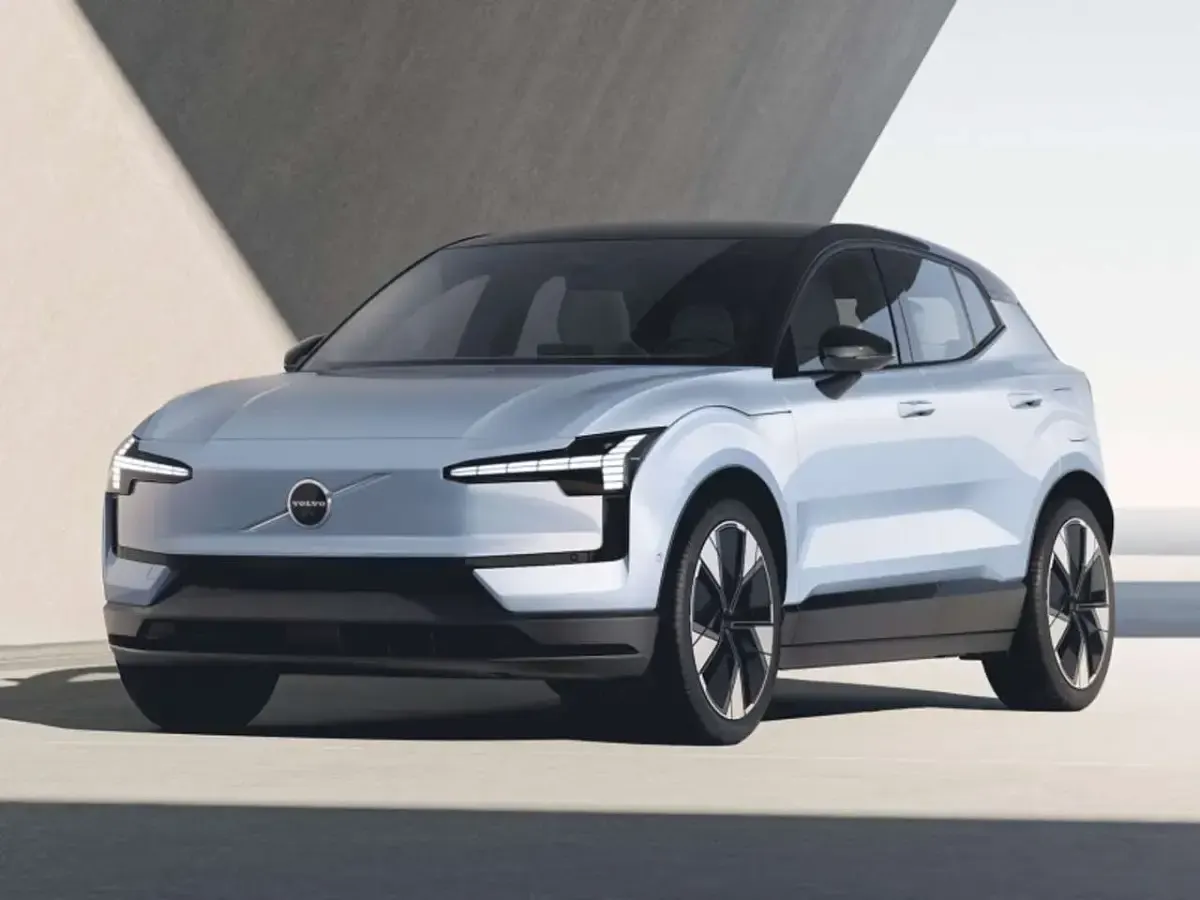 Nuova Volvo EX30 Single Motor 75 kW (102 CV) 2025 Argento SUV