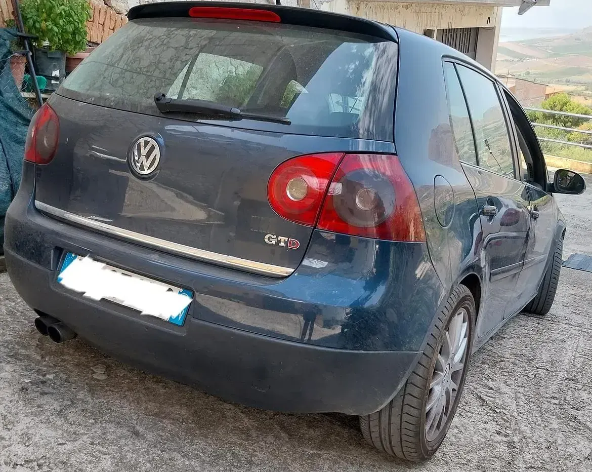 Usata VW Golf IV GTD 170 CV (125 kW) 2006 Blu Berlina
