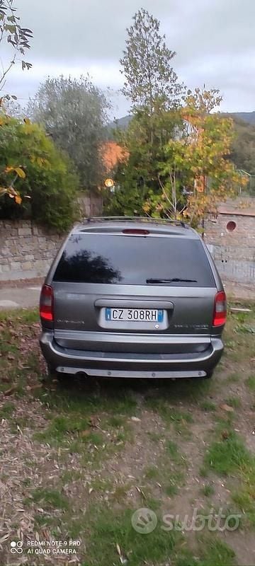 Usata Chrysler Grand Voyager 2006 Grigio Monovolume
