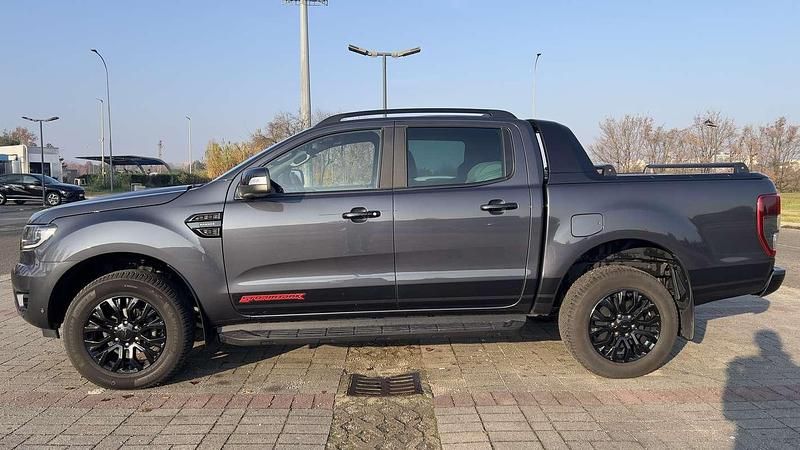 Usata Ford Ranger 213 CV (156 kW) 2022 Grigio Pick-up