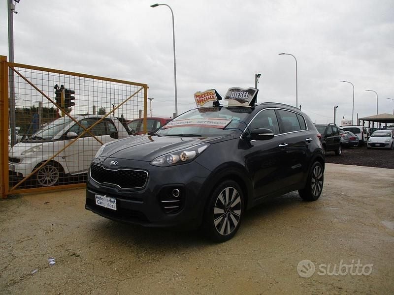 Grigio Usata 2017 Kia Sportage GT-Line SUV | 12.990 € (Buon prezzo) - Immagine 1/4