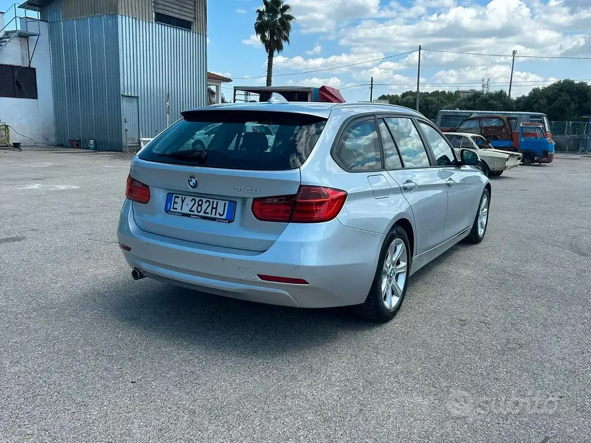 Usata BMW 316 Comfort Edition 116 CV (85 kW) 2015 Grigio Station wagon