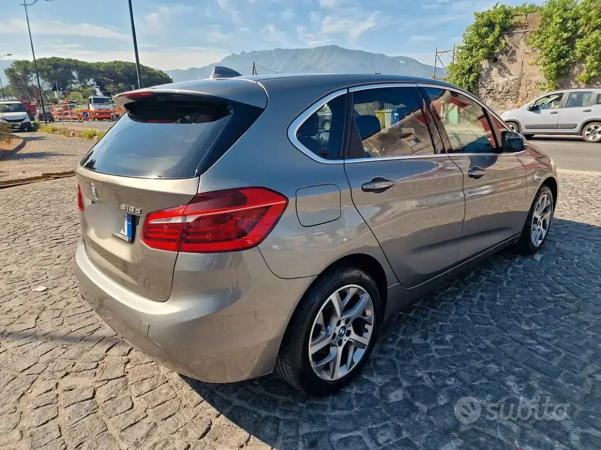 Usata BMW 216 Active Tourer M Sport 116 CV (85 kW) 2017 Marrone Monovolume