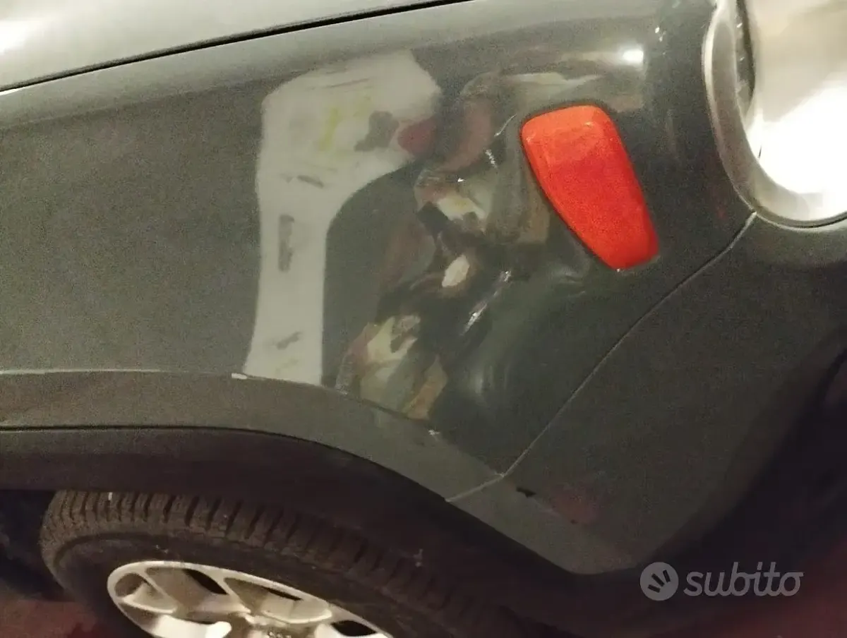 Usata Jeep Renegade 140 CV (102 kW) 2015 Grigio SUV