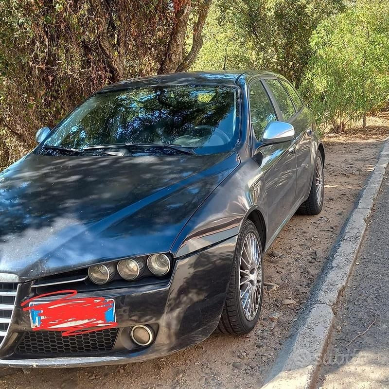 Usata Alfa Romeo 159 Distinctive 150 CV (110 kW) 2007 Nero Station wagon