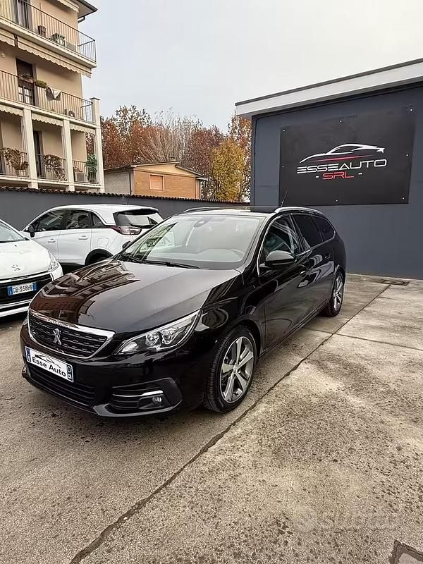 Usata Peugeot 308 Allure 131 CV (96 kW) 2020 Nero Berlina
