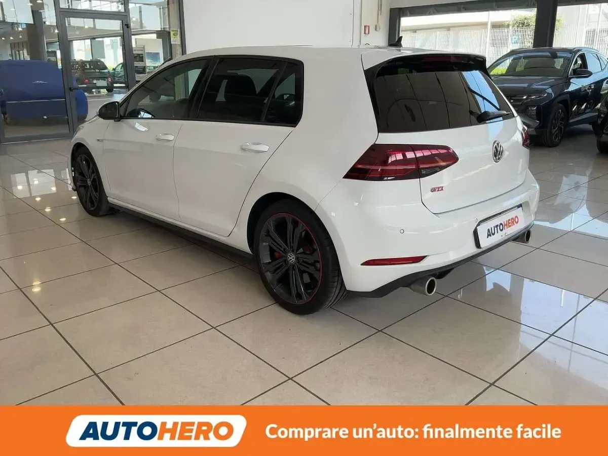 Usata VW Golf VII GTI 245 CV (180 kW) 2019 Bianco Utilitaria