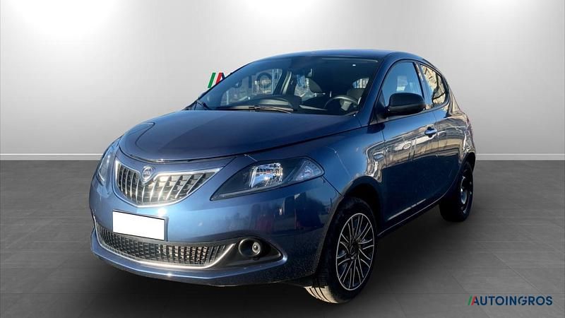 Usado Lancia Ypsilon S 69 HP (50 kW) 2024 Citadino