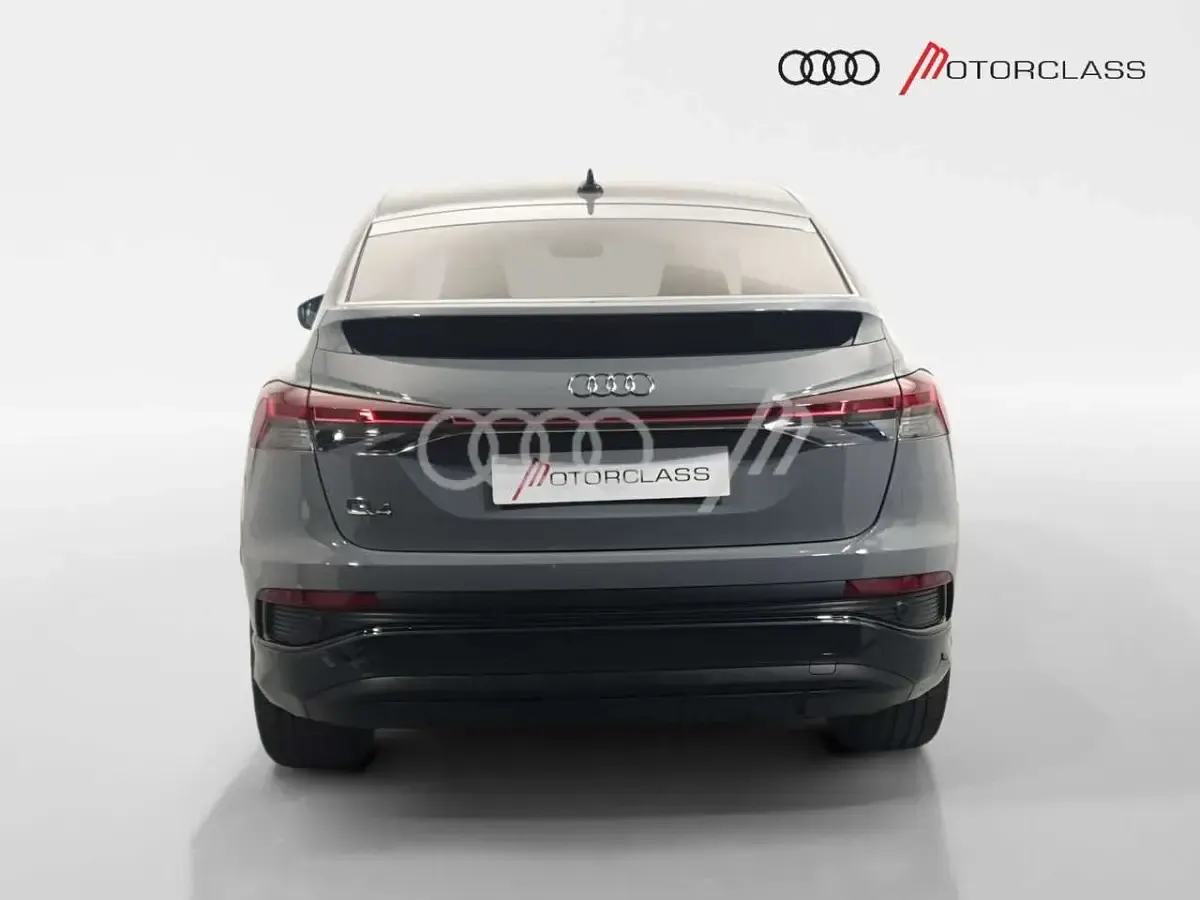 Usata Audi Q4 Sportback e-tron S-Line 88 kW (121 CV) 2025 Grigio selce SUV