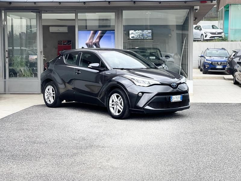 Usata Toyota C-HR 98 CV (72 kW) 2021 Grigio SUV