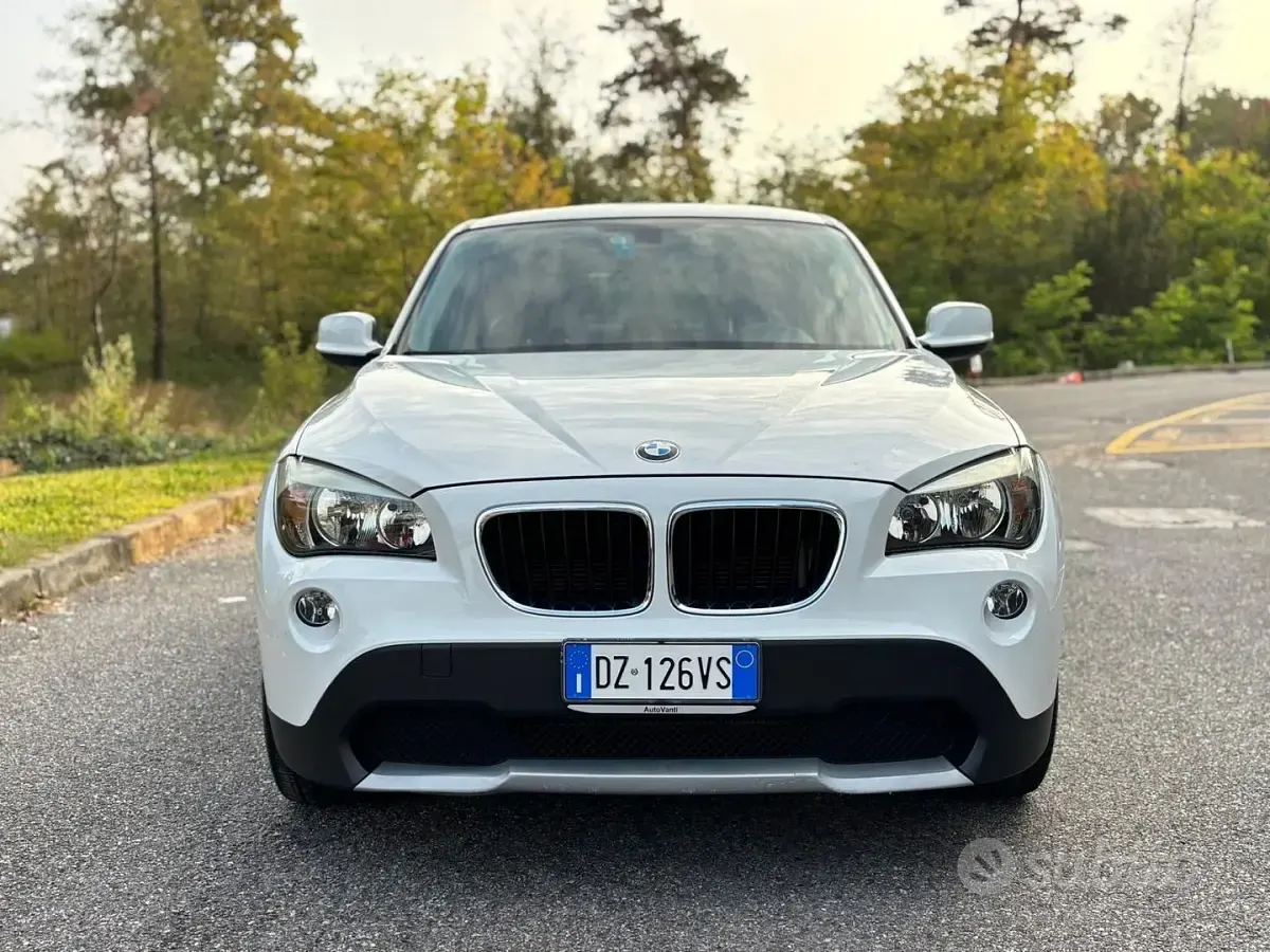 Usata BMW X1 143 CV (105 kW) 2010 Bianco SUV