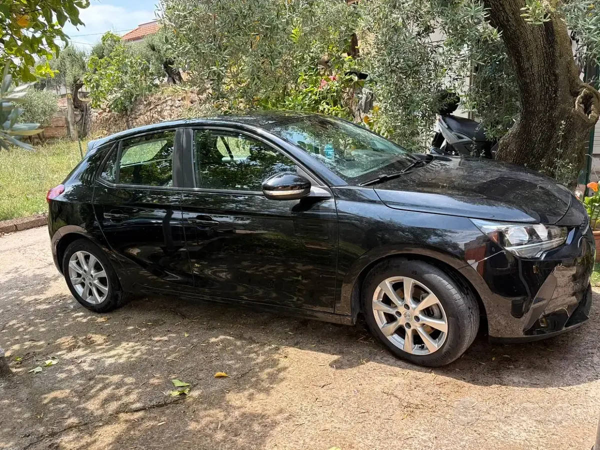 Usata Opel Corsa 101 CV (74 kW) 2022 Nero Utilitaria
