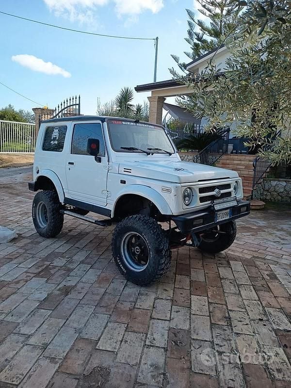 Begagnad Suzuki Samurai 100 HK (73 kW) 1997 SUV