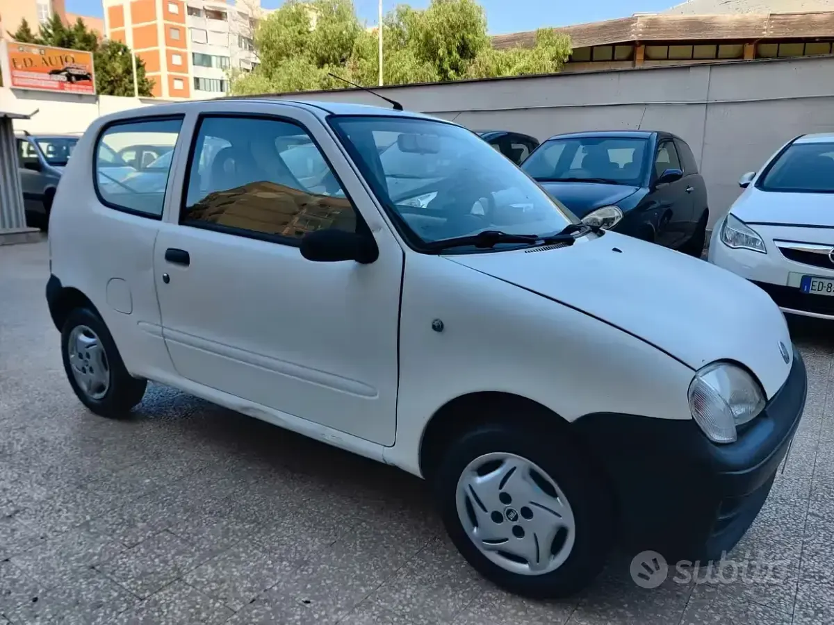 Usata Fiat 600 54 CV (39 kW) 2005 Utilitaria
