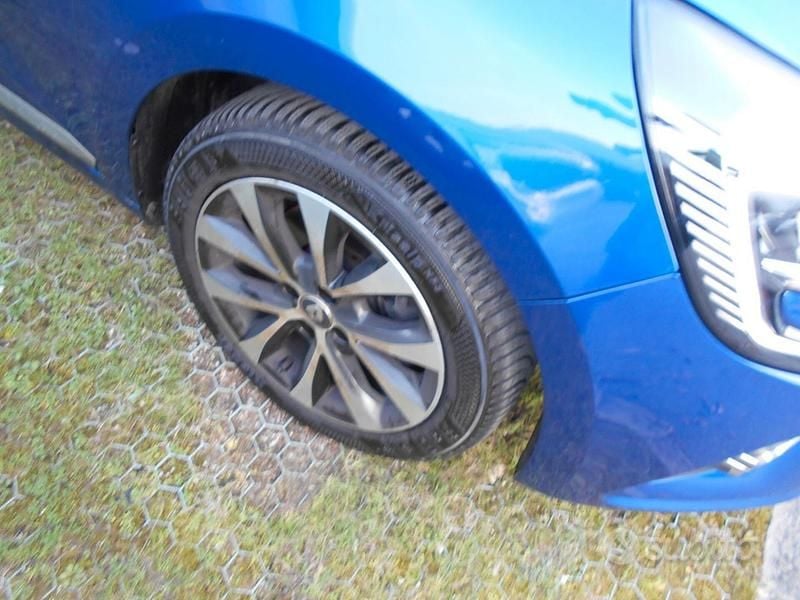 Usata Renault Clio V Intens 116 CV (85 kW) 2020 Blu Berlina