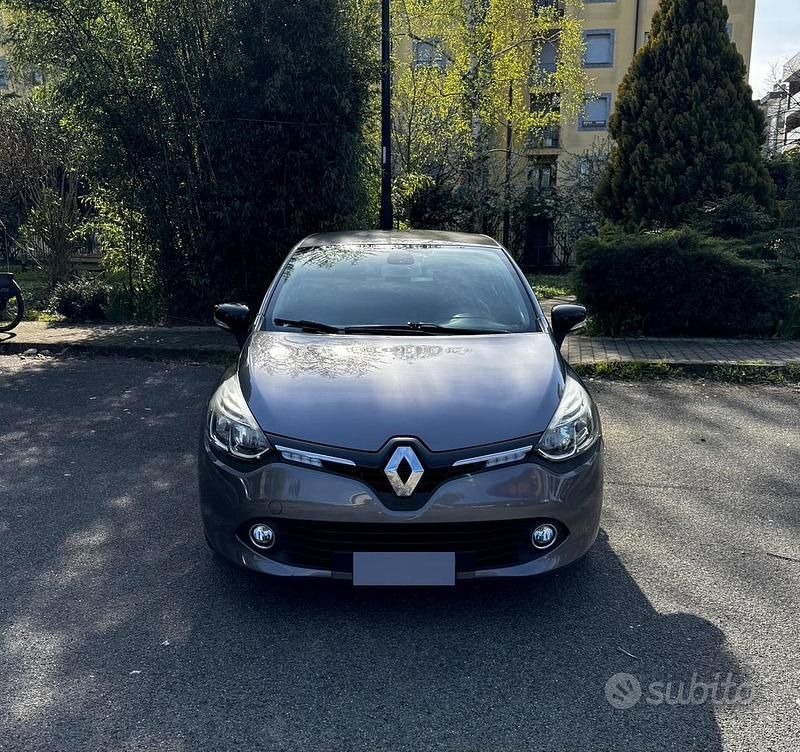 Usata Renault Clio IV 90 CV (66 kW) 2014 Grigio Utilitaria