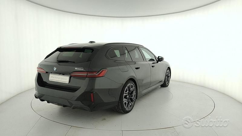 Occasion BMW 520 M Sport 197 ch (144 kW) 2024 Gris Break