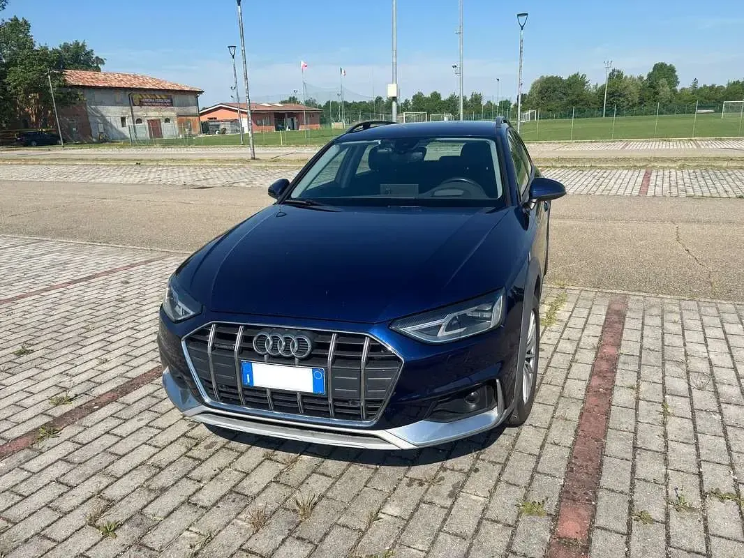 Usata Audi A4 Allroad Business 245 CV (180 kW) 2020 Blu/azzurro Station wagon