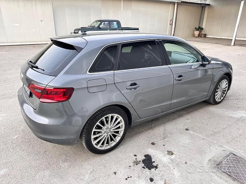 Usata Audi A3 Ambiente 184 CV (135 kW) 2013 Grigio Berlina