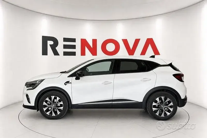Usata Renault Captur Techno 143 CV (105 kW) 2023 Bianco SUV