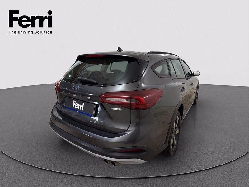 Usata Ford Focus Active 125 CV (91 kW) 2022 Grigio Station wagon