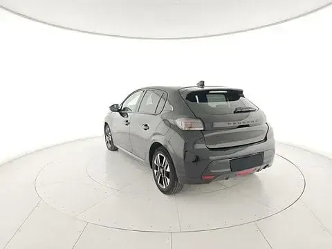 Usata Peugeot 208 Allure 101 CV (74 kW) 2024 Nero Utilitaria